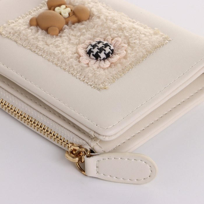 Кошелёк женский на кнопке, цвет бежевый Кошелёк женский на кнопке, цвет бежевый