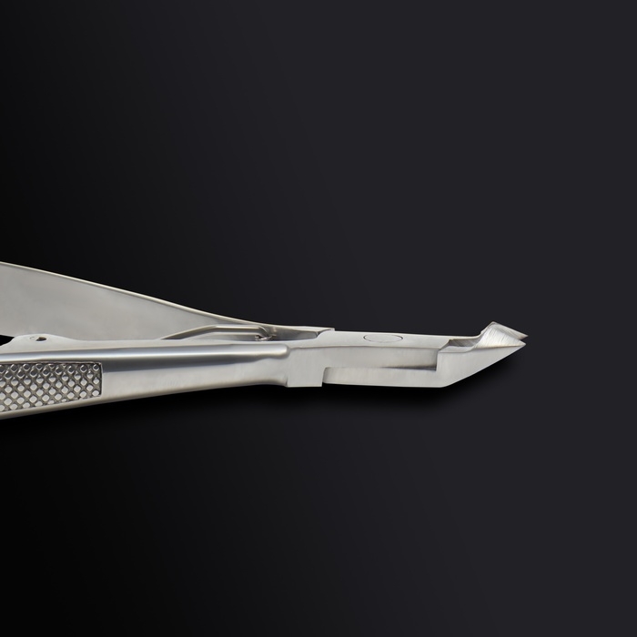Кусачки маникюрные для кутикулы «Premium», 10,3 см, длина лезвия - 4 мм, цвет серебристый Кусачки маникюрные для кутикулы «Premium», 10,3 см, длина лезвия - 4 мм, цвет серебристый