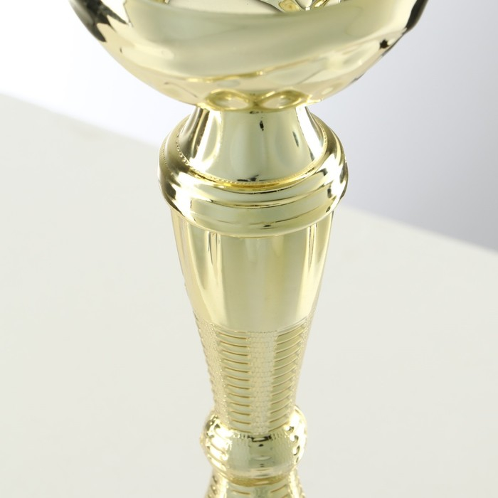 Кубок 150С, наградная фигура, золото, подставка камень, 17,3 х 7 х 5 см. Кубок 150С, наградная фигура, золото, подставка камень, 17,3 х 7 х 5 см.