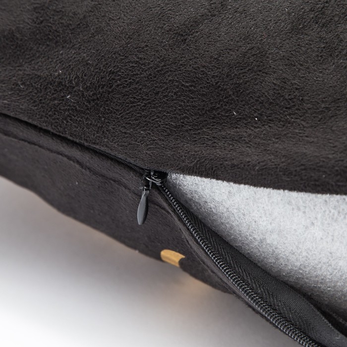 Наволочка декоративная Этель &laquo;Листок&raquo; 42х42 см, велюр