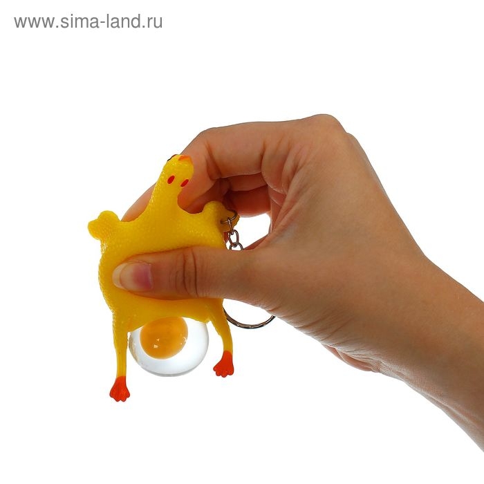 Мялка &laquo;Курица&raquo;, на брелоке, с водой