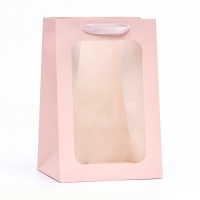 Пакет подарочный, с окном, 30 х 20 х 16 см, розовый, 1шт. Пакет подарочный, с окном, 30 х 20 х 16 см, розовый, 1шт.