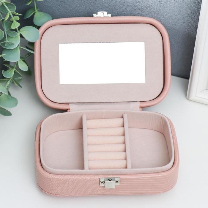 Шкатулка кожзам для украшений Шкатулка кожзам для украшений "Рептилия розовая" миниатюра комбинированная 4,5х10х15 см