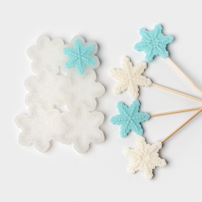 Силиконовый молд для леденцов и шоколада &laquo;Снежинки&raquo;, 17&times;10&times;0.8 см, d=5 см, d=4.5 см, цвет прозрачный