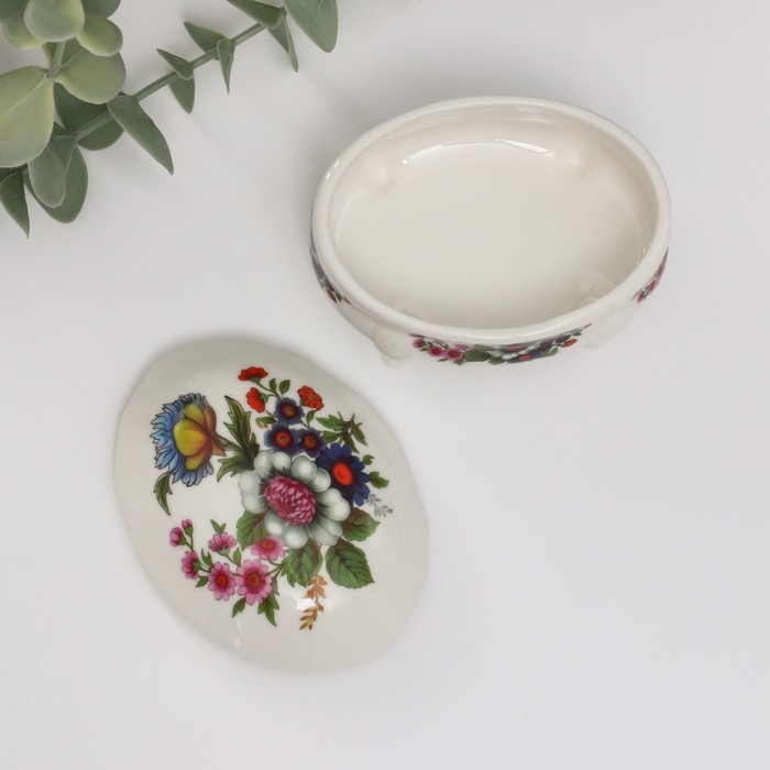 Шкатулка керамика на ножках "Букет цветов" 6,1х7,7х4,8 см