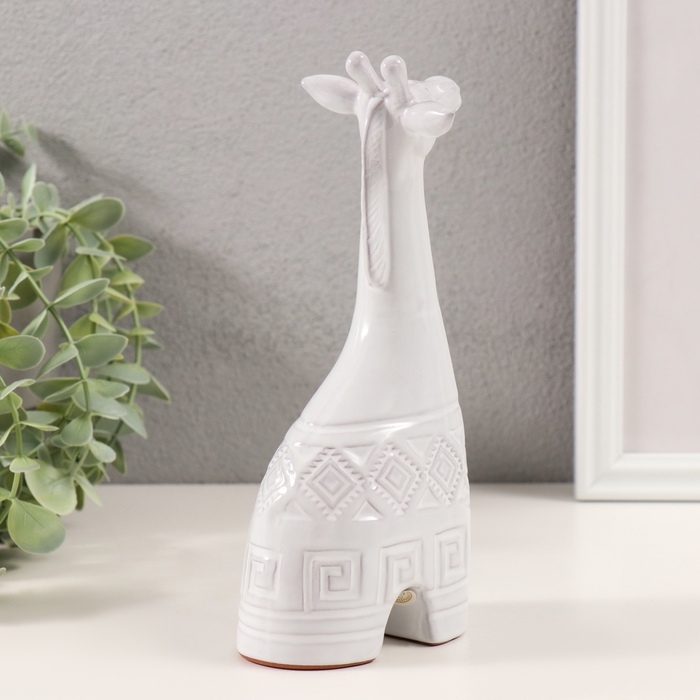 Сувенир керамика Сувенир керамика "Жираф. Этнические узоры" белый состаренный 8х5х18,5 см