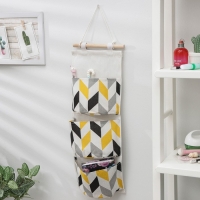 Органайзер подвесной с карманами Доляна &laquo;Зиг-заг&raquo;, 3 отделения, 58&times;20 см, цвет серо-жёлтый