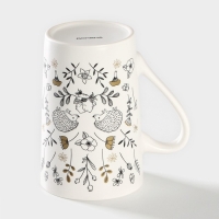 Кружка фарфоровая Доляна &laquo;Ёжик&raquo;, 380 мл, цвет белый