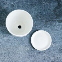 Горшок цветочный "Кураж" (белый) № 2 Высокий овал 0,6л Горшок цветочный "Кураж" (белый) № 2 Высокий овал 0,6л