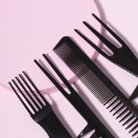 Набор расчёсок, 8 предметов, цвет чёрный Набор расчёсок, 8 предметов, цвет чёрный