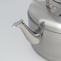 Чайник со свистком из нержавеющей стали, 7 л, цвет хромированный Чайник со свистком из нержавеющей стали, 7 л, цвет хромированный