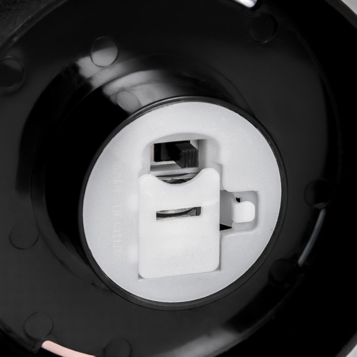 Ночник колба &laquo;Красная роза&raquo; LED 3хAG10 8,5х8,5х15,5см