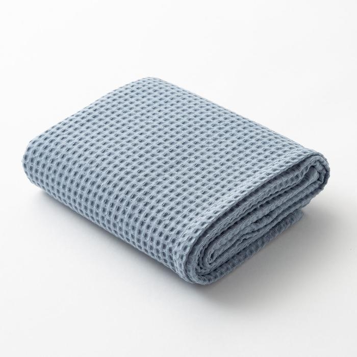 Полотенце вафельное «Этель» 70х140 см, цвет серый, плотность 240 г/м2 Полотенце вафельное «Этель» 70х140 см, цвет серый, плотность 240 г/м2