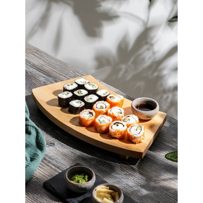 Блюдо для подачи на ножках Adelica &laquo;Евразия&raquo;, для суши и роллов, 35&times;18&times;5,5 см, массив берёзы