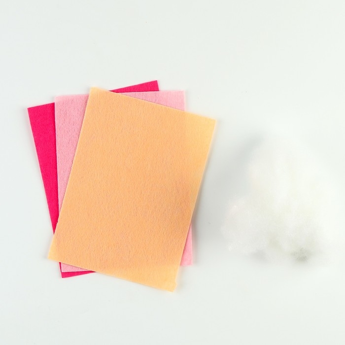 Набор для создания куколки из фетра «Девочка в маске» с наполнителем Набор для создания куколки из фетра «Девочка в маске» с наполнителем