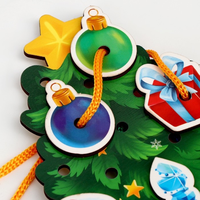 Новогодняя игрушка. Шнуровка &laquo;Новый год! Праздник в лесу&raquo;