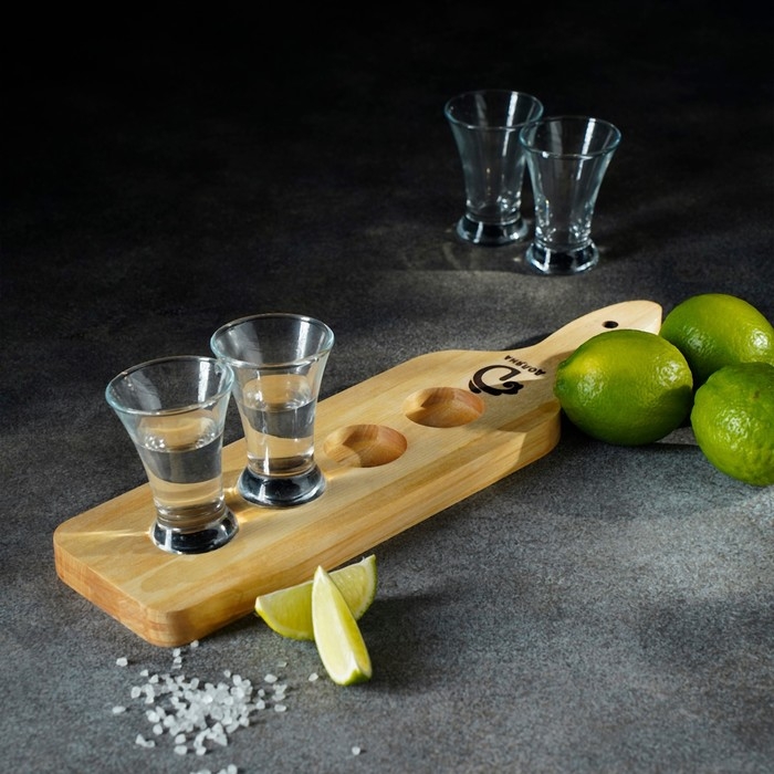 Доска для подачи с ручкой, 35&times;9&times;1,8 см, на 4 шота, диаметр ячеек 3,9 см,с пропиткой, берёза