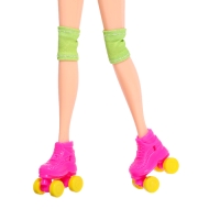 Набор кукол &laquo;Прогулка на роликах&raquo;