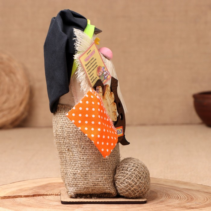 Оберег-домовой "Кузя в кепке, с самоваром и подковой", 26х15х12 см МИКС