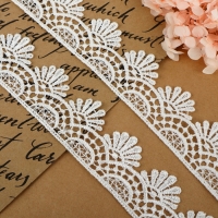 Кружево гипюровое, 40 мм &times; 9 &plusmn; 0,5 м, цвет белый