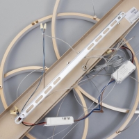 Светильник BayerLux "Ринго" 3хLED 90Вт 4000К золото 78х50х100 см Светильник BayerLux "Ринго" 3хLED 90Вт 4000К золото 78х50х100 см