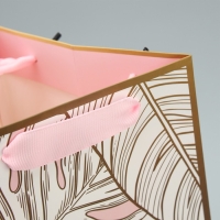 Пакет подарочный под бутылку, упаковка, «Подарочек», 13 х 32 х 11.3 см Пакет подарочный под бутылку, упаковка, «Подарочек», 13 х 32 х 11.3 см