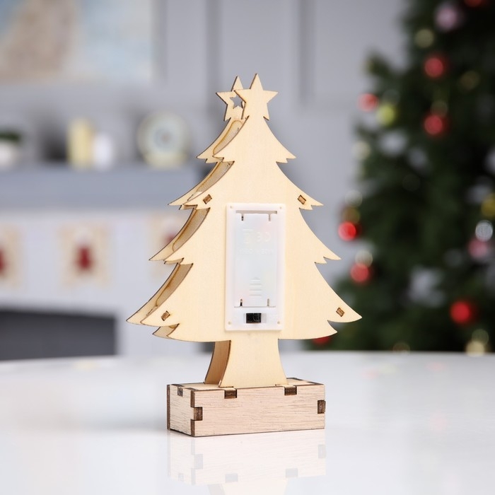 Светодиодная фигура &laquo;Олень на коньках&raquo; 13.5 &times; 20 &times; 4 см, дерево, батарейки AAAх2 (не в комплекте), свечение тёплое белое