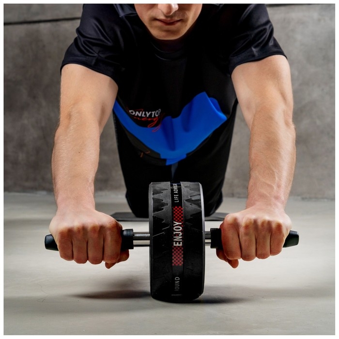 Ролик для пресса ONLYTOP, 38х17х17 см, с ковриком, цвет чёрный