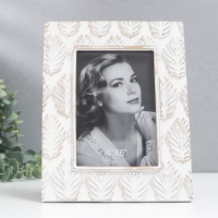 Фоторамка полистоун 10х15 см "Тропические листья" белая 16,2х21 см Фоторамка полистоун 10х15 см "Тропические листья" белая 16,2х21 см