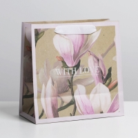 Пакет подарочный крафтовый квадратный, упаковка, &laquo;Love&raquo;, 22 х 22 х 11 см