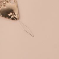 Нитковдеватель ажурный 6*2,8см бронзовый ТР