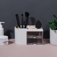 Органайзер для хранения, многоуровневый, 3 секции, 18 × 10 × 10 см, цвет белый/чёрный Органайзер для хранения, многоуровневый, 3 секции, 18 × 10 × 10 см, цвет белый/чёрный