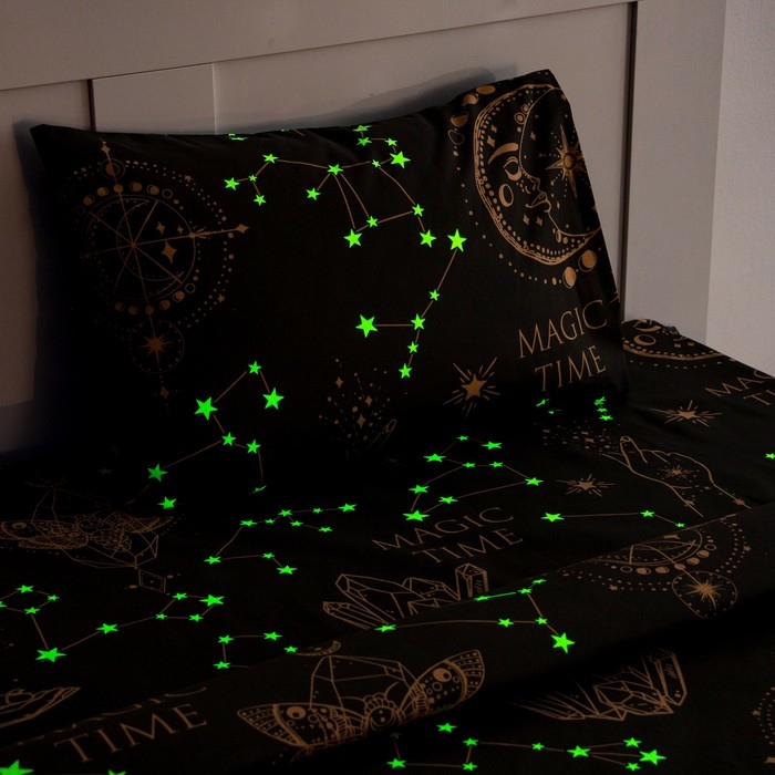 Постельное бельё Этель 1,5 сп Постельное бельё Этель 1,5 сп "Magiс time" 143х215 см, 150х214 см, 50х70 см -1 шт, 100% хлопок, бязь