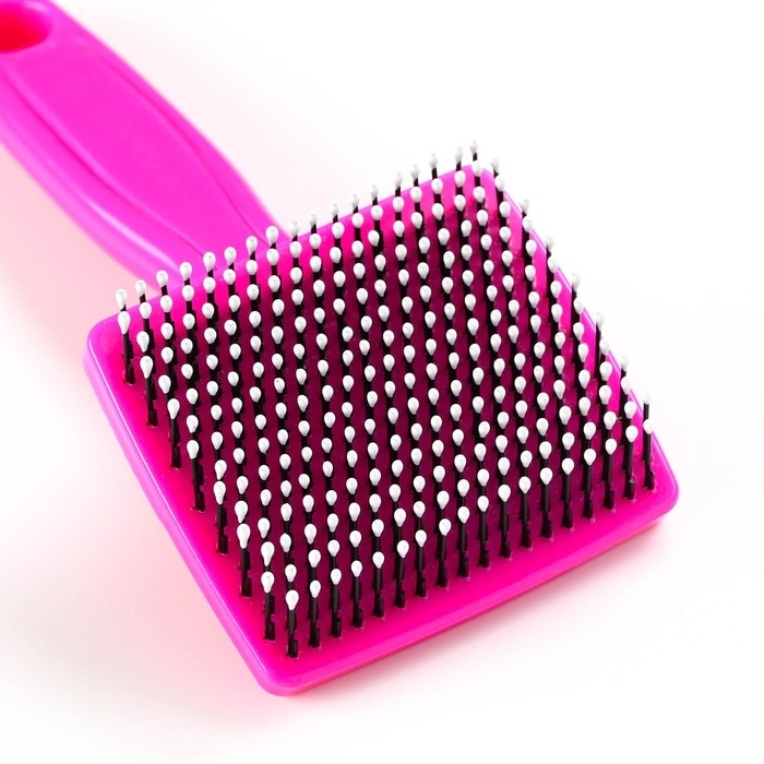 Пуходерка пластиковая мягкая с закругленными зубьями, малая, 6 х 13,5 см, розовая Пуходерка пластиковая мягкая с закругленными зубьями, малая, 6 х 13,5 см, розовая