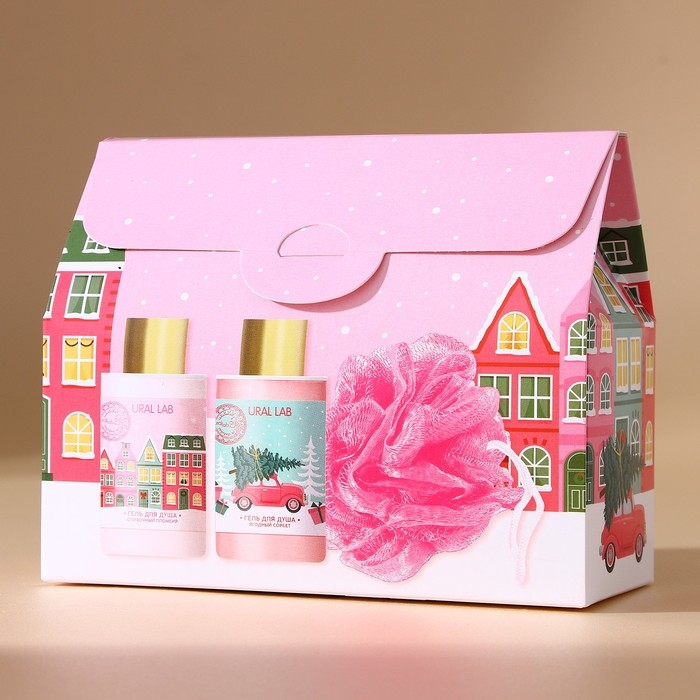 Подарочный набор косметики новогодний &laquo;Счастливого праздника&raquo;, гели для душа 2 х 100 мл и мочалка для тела, Новый Год