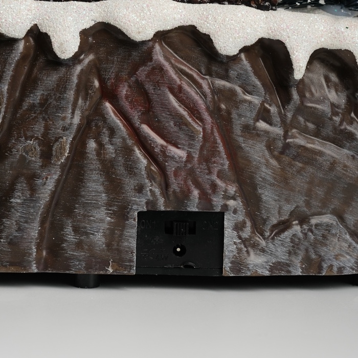 Сувенир пластик световой Сувенир пластик световой "Воздушный шар у катка" крутится 35х20х19 см