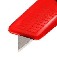 Нож универсальный трапециевидный 19мм, фиксатор, корпус пластик, TOP Нож универсальный трапециевидный 19мм, фиксатор, корпус пластик, TOP