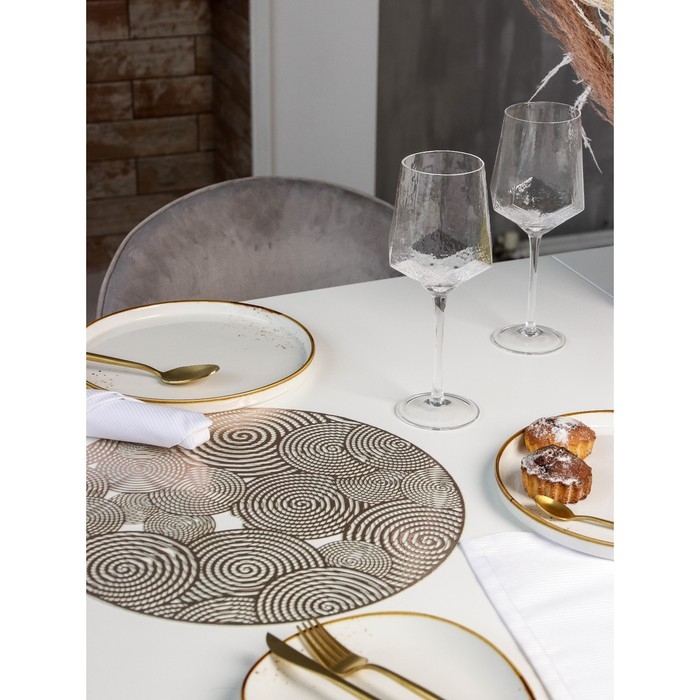 Салфетка сервировочная на стол &laquo;Гипноз&raquo;, d=38 см, цвет золото