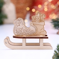 Сувенир символ года санки "Змея с мешком подарков", вид 4, 9,8 х 4,7 х 7,7 см Сувенир символ года санки "Змея с мешком подарков", вид 4, 9,8 х 4,7 х 7,7 см