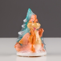 Свеча фигурная "Дракон у ёлки. Символ года 2024", 6х4,5х9 см Свеча фигурная "Дракон у ёлки. Символ года 2024", 6х4,5х9 см