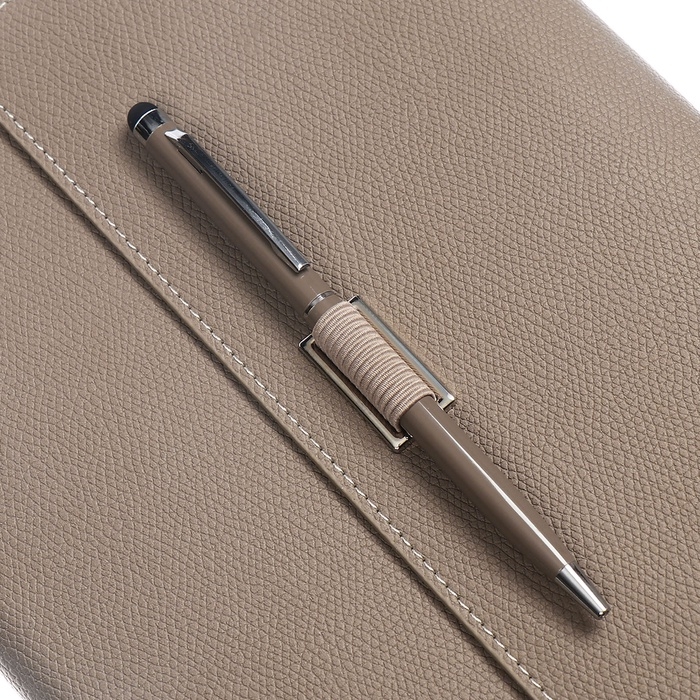 Органайзер на кольцах А5, 100л, линия, к/зам, с ручкой, в подар. короб., Серый Органайзер на кольцах А5, 100л, линия, к/зам, с ручкой, в подар. короб., Серый