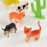 Фигурки животных &laquo;Ферма&raquo;. Игровой набор: наклейки, магниты и раскраски