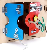 Бизиборд &laquo;Яркий&raquo;