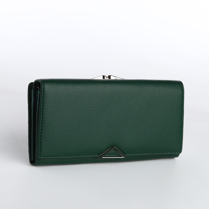 Кошелёк женский на магните, цвет тёмно-зелёный Кошелёк женский на магните, цвет тёмно-зелёный