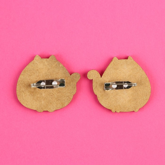 Значки деревянные, неразлучники &laquo;Мир Дружба Жвачка&raquo;, 2 шт., 8 х 12 см.