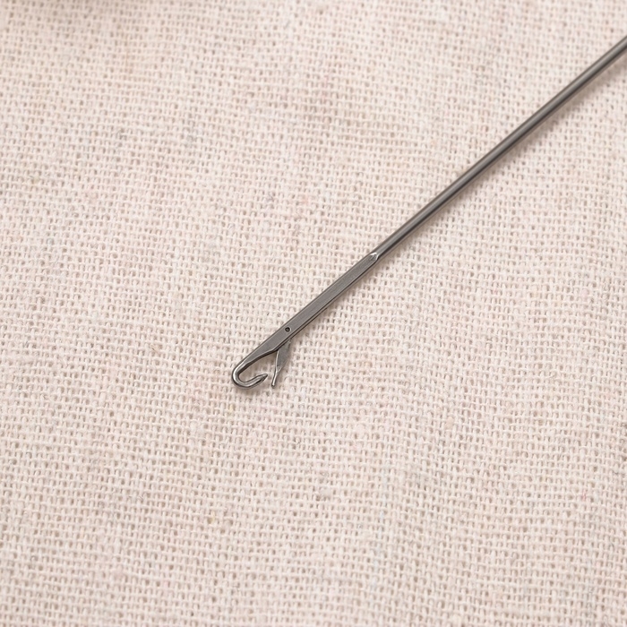 Игла для выворачивания руликов, поясов, кулисок, 17,5 × 2,2 см Игла для выворачивания руликов, поясов, кулисок, 17,5 × 2,2 см