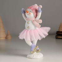 Сувенир полистоун "Снеговичок в розой юбке" 8,5х7х18 см