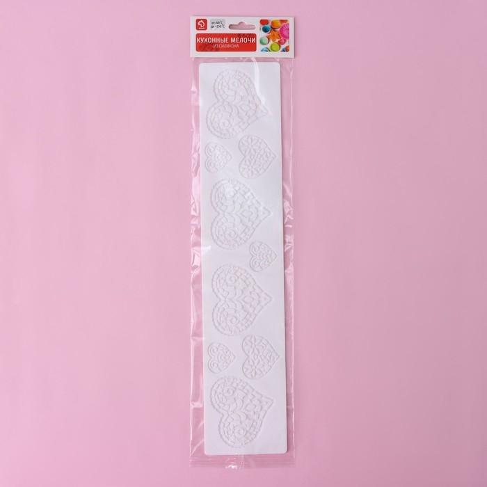 Коврик для айсинга Доляна &laquo;Сердца&raquo;, силикон, 37,5&times;8&times;0,1 см, цвет белый