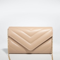 Сумка-клатч на клапане, цвет бежевый Сумка-клатч на клапане, цвет бежевый