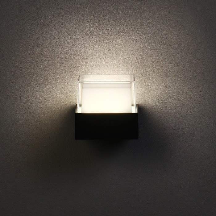 Светильник фасадный «Гранд», FSD-038, 5 Вт, 4000К, IP65, 220 В, пластик, черный Светильник фасадный «Гранд», FSD-038, 5 Вт, 4000К, IP65, 220 В, пластик, черный